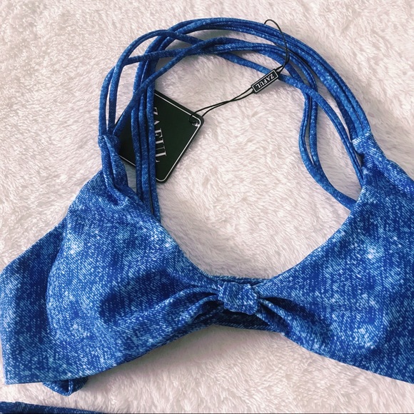 Brand new blue bikini - Picture 4 of 4